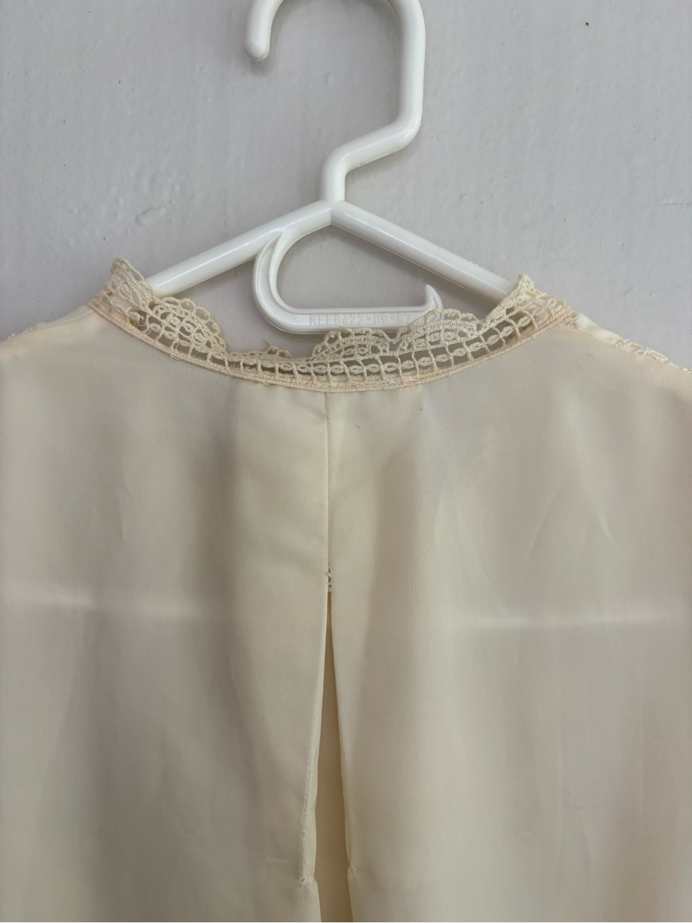 Vintage Christian Dior Lingerie Ivory Lace Nightgown Slip Dress 70-80s Coquette - Picture 5 of 9